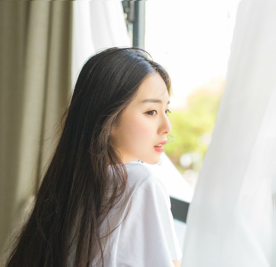 人在千里，家在心里；家在千里，人在心里。